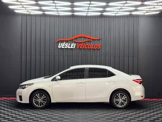 Carro 2.0 ALTIS 16V FLEX 4P AUTOMÁTICO