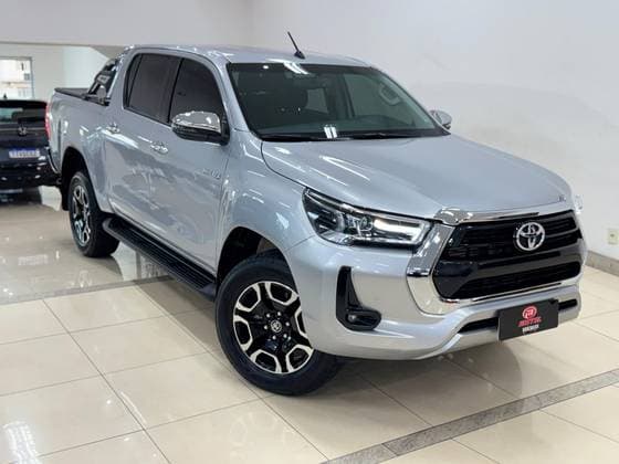 Carro 2.8 D-4D TURBO DIESEL CD SRV 4X4 AUTOMÁTICO