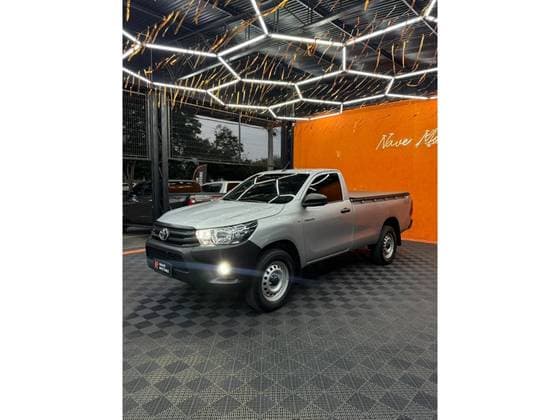 Carro 2.8 D-4D TURBO DIESEL CS 4X4 AUTOMÁTICO