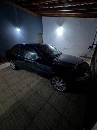 Carro 2.0 MPFI GLS 8V GASOLINA 4P MANUAL