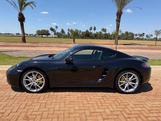 Carro 2.0 16V H4 GASOLINA CAYMAN PDK