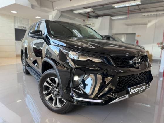 Carro 2.8 D-4D TURBO DIESEL CD SRX PLUS 4X4 AUTOMÁTICO