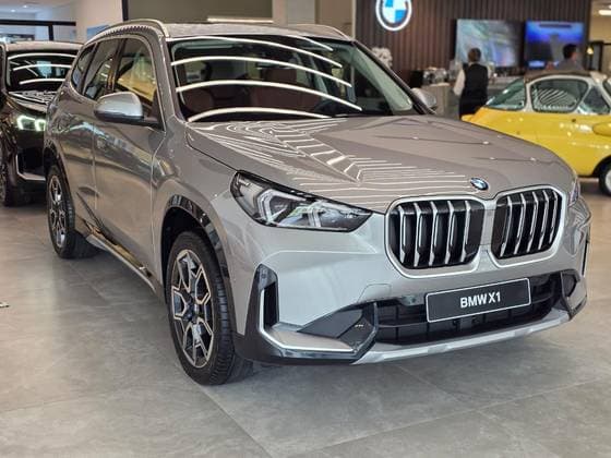 Carro 2.0 16V TURBO GASOLINA SDRIVE20I X-LINE STEPTRONIC