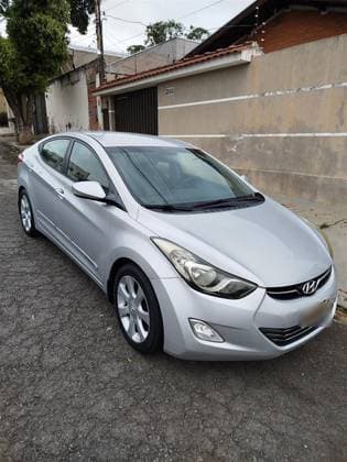 Carro 1.8 GLS 16V GASOLINA 4P AUTOMÁTICO