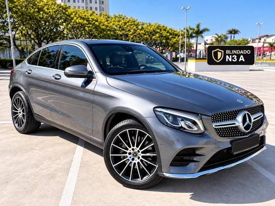 Carro 2.0 CGI GASOLINA COUPÉ 4MATIC 9G-TRONIC