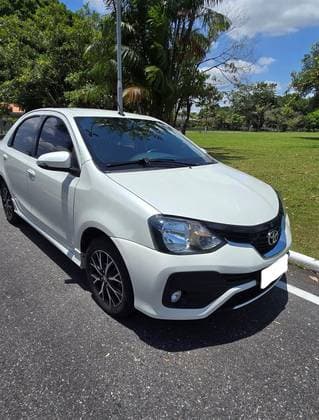 Carro 1.5 PLATINUM SEDAN 16V FLEX 4P AUTOMÁTICO