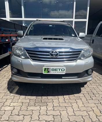 Carro 3.0 SRV 4X4 16V TURBO INTERCOOLER DIESEL 4P AUTOMÁTICO