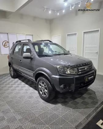 Carro 1.6 XLT FREESTYLE 8V FLEX 4P MANUAL