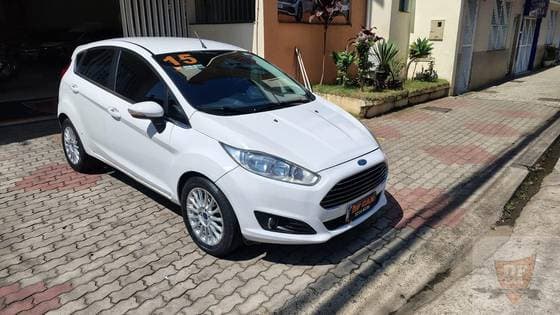Carro 1.6 TITANIUM PLUS SEDAN 16V FLEX 4P POWERSHIFT