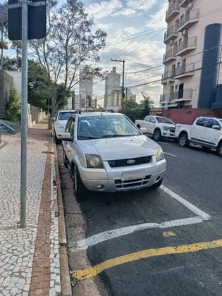 Carro 1.6 XLT 8V FLEX 4P MANUAL
