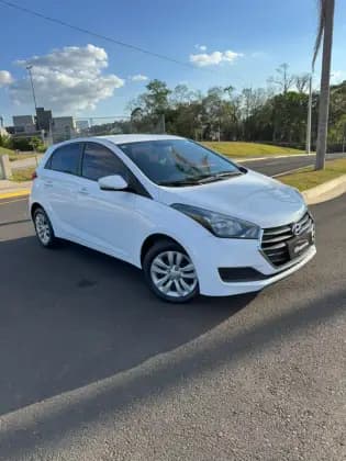 Carro 1.0 COMFORT PLUS 12V FLEX 4P MANUAL