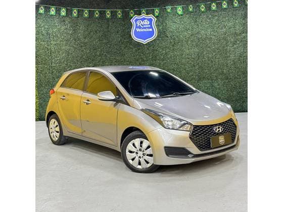 Carro 1.6 COMFORT PLUS 16V FLEX 4P AUTOMÁTICO
