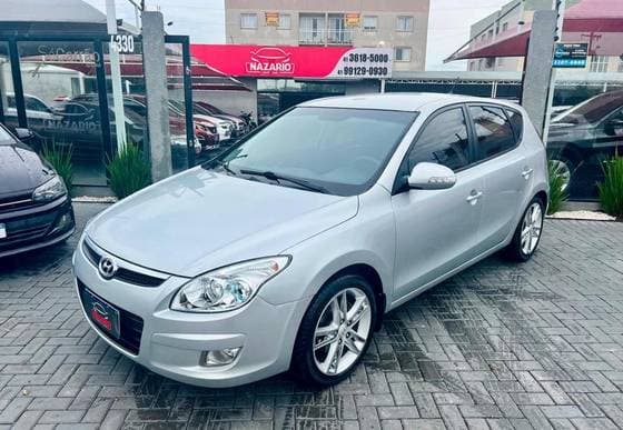 Carro 2.0 MPFI GLS 16V GASOLINA 4P MANUAL