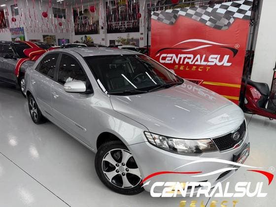 Carro 1.6 E.213 SEDAN 16V GASOLINA 4P MANUAL