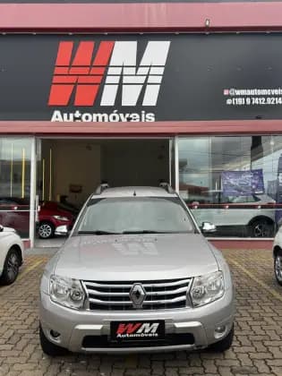 Carro 1.6 DYNAMIQUE 4X2 16V FLEX 4P MANUAL