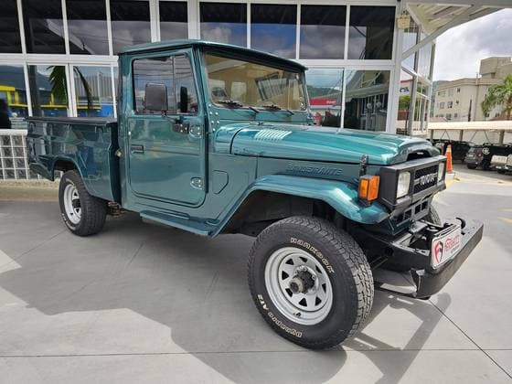Carro 4.0 OJ50LV-B 4X4 CHASSI LONGO DIESEL 2P MANUAL