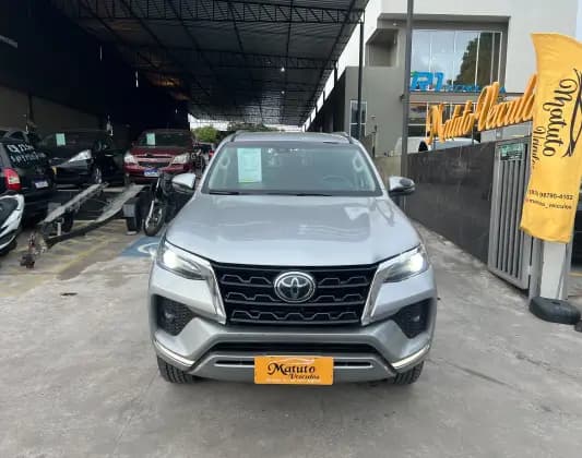 Carro 2.8 D-4D TURBO DIESEL SRX 7L 4X4 AUTOMÁTICO