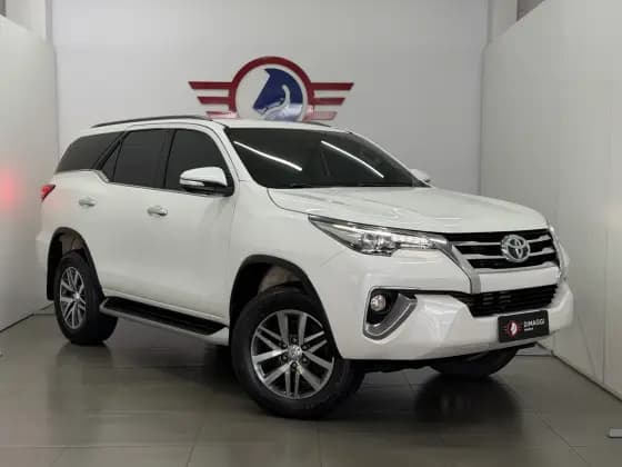 Carro 2.8 SRX 4X4 7 LUGARES 16V TURBO INTERCOOLER DIESEL 4P AUTOMÁTICO