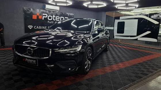 Carro 2.0 T4 MOMENTUM GASOLINA 4P AUTOMÁTICO