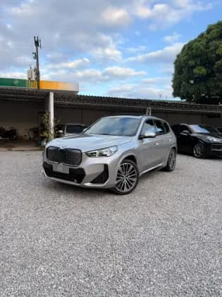 Carro ELÉTRICO XDRIVE30 M SPORT
