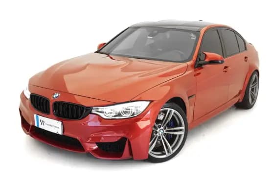 Carro 3.0 I6 GASOLINA SEDAN AUTOMÁTICO