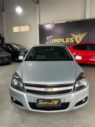 Carro 2.0 MPFI GT HATCH 8V FLEX 4P MANUAL