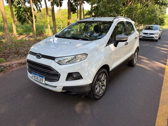 Carro 1.6 FREESTYLE 16V FLEX 4P MANUAL