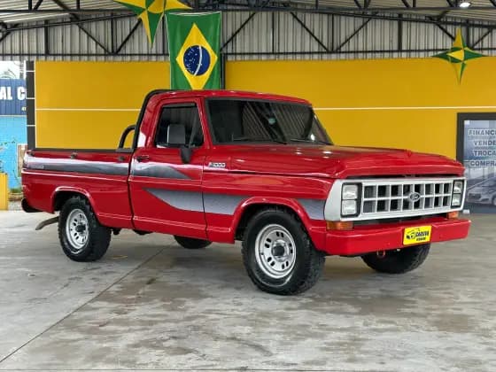 Carro 3.9 SUPER SÉRIE CS 8V DIESEL 2P MANUAL