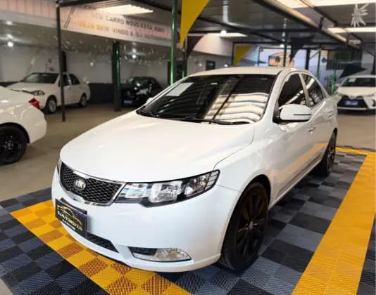 Carro 1.6 SX3 16V GASOLINA 4P AUTOMÁTICO