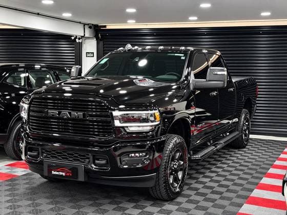 Carro 6.7 I6 TURBO DIESEL LARAMIE NIGHT EDITION CD 4X4 AUTOMÁTICO