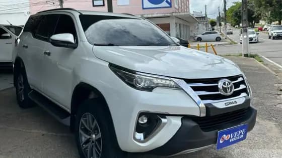 Carro 2.8 SRX 4X4 7 LUGARES 16V TURBO INTERCOOLER DIESEL 4P AUTOMÁTICO