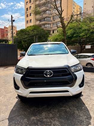 Carro 2.8 D-4D TURBO DIESEL CD SR 4X4 AUTOMÁTICO