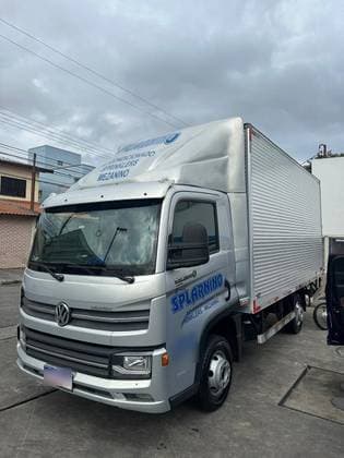 Carro 2.8 TURBO DIESEL CHASSI 4X2 MANUAL