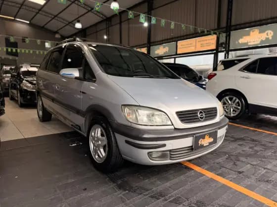 Carro 2.0 MPFI CD 16V GASOLINA 4P MANUAL