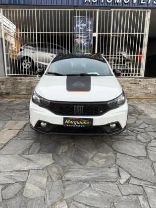 Carro 1.3 FIREFLY FLEX TREKKING CVT