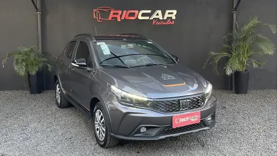 Carro 1.3 FIREFLY FLEX TREKKING CVT
