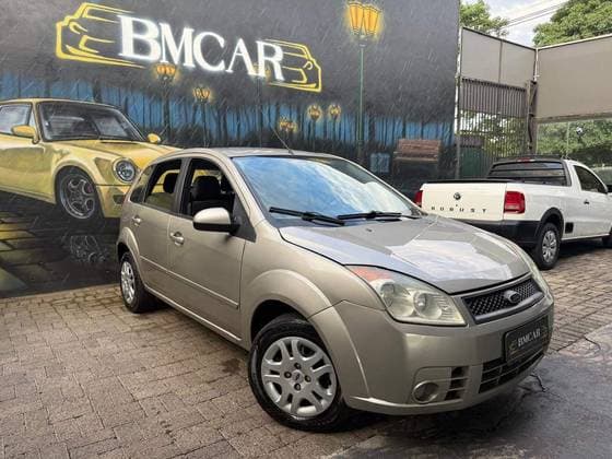 Carro 1.6 MPI CLASS SEDAN 8V FLEX 4P MANUAL
