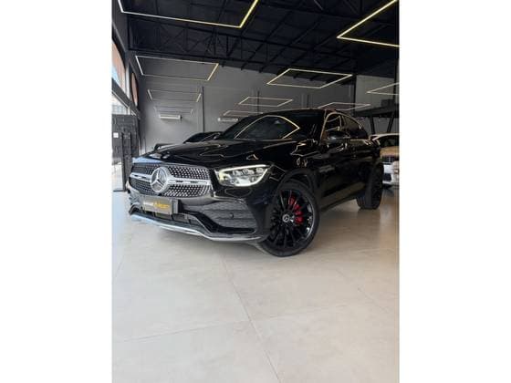 Carro 2.0 CGI GASOLINA COUPÉ 4MATIC 9G-TRONIC