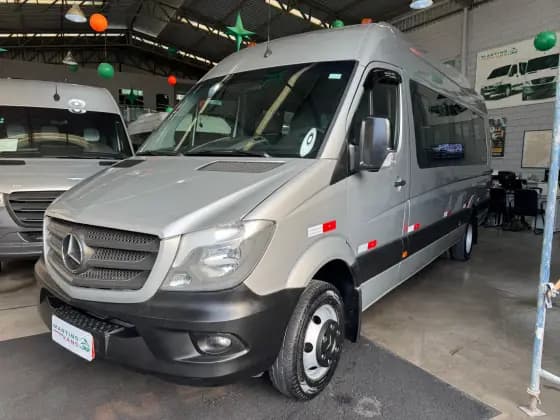Carro 2.2 515 CDI VAN 21 LUGARES TETO ALTO 16V BI-TURBO DIESEL MANUAL