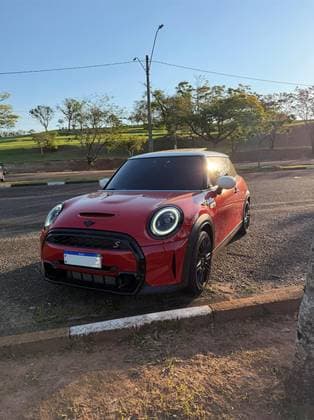 Carro 2.0 16V TWINPOWER GASOLINA S TOP 2P STEPTRONIC