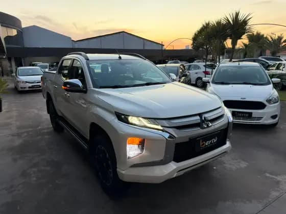 Carro 2.4 16V TURBO DIESEL SPORT HPE CD 4P 4X4 AUTOMÁTICO