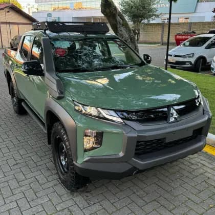 Carro 2.4 16V TURBO DIESEL SPORT SAVANA CD 4P 4X4 AUTOMÁTICO
