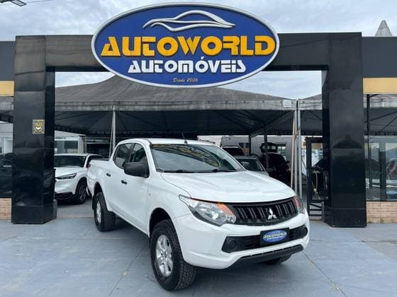 Carro 2.4 16V TURBO DIESEL OUTDOOR GLX CD 4X4 MANUAL