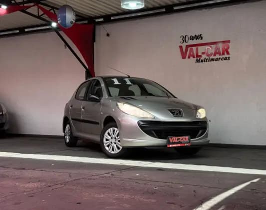 Carro 1.4 X-LINE 8V FLEX 4P MANUAL