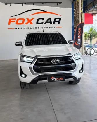 Carro 2.8 D-4D TURBO DIESEL CD SRX 4X4 AUTOMÁTICO