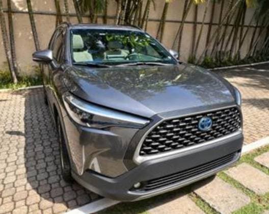 Carro 1.8 VVT-I HYBRID FLEX XRX CVT
