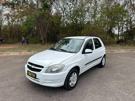 Carro 1.0 MPFI LT 8V FLEX 4P MANUAL