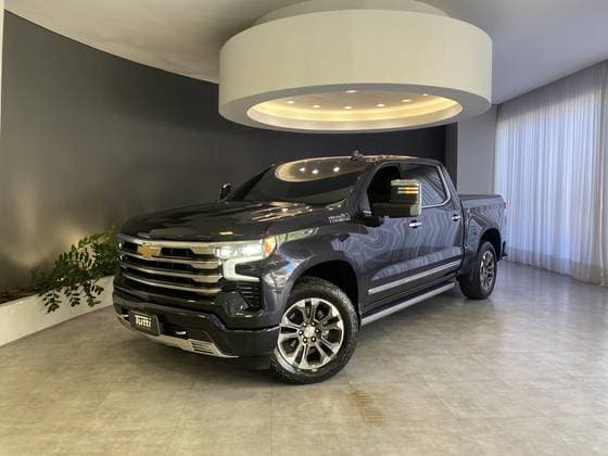 Carro 5.3 V8 GASOLINA 1500 HIGH COUNTRY 4X4 AUTOMÁTICO