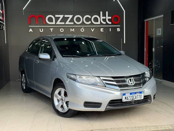 Carro 1.5 LX 16V FLEX 4P AUTOMÁTICO