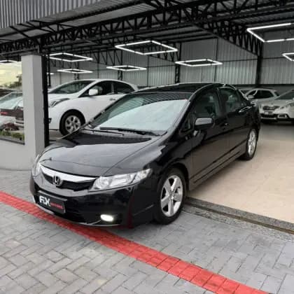 Carro 1.8 LXS 16V FLEX 4P AUTOMÁTICO